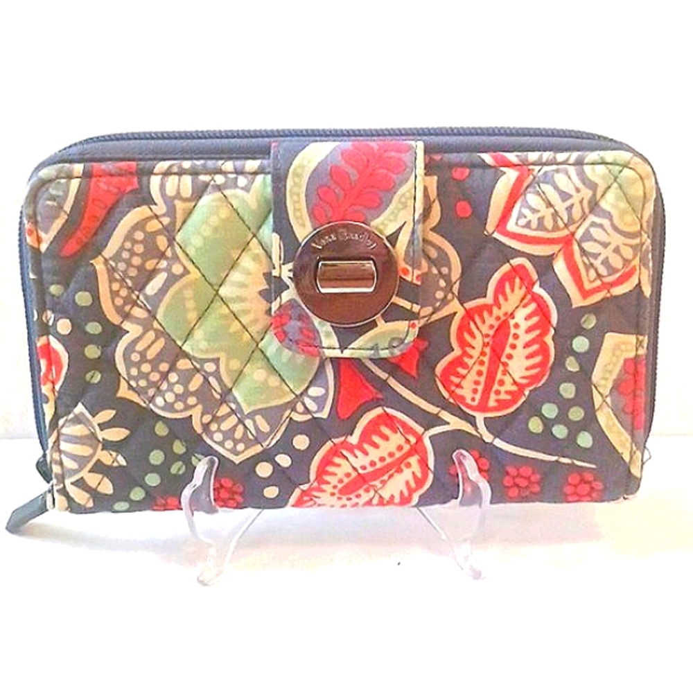 NWOT VERA BRADLEY PAISLEY PRINT WALLET WITH EXTRA STORAGE BLUE/CORAL/MINT GREEN
